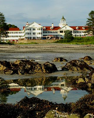 The Colony Hotel